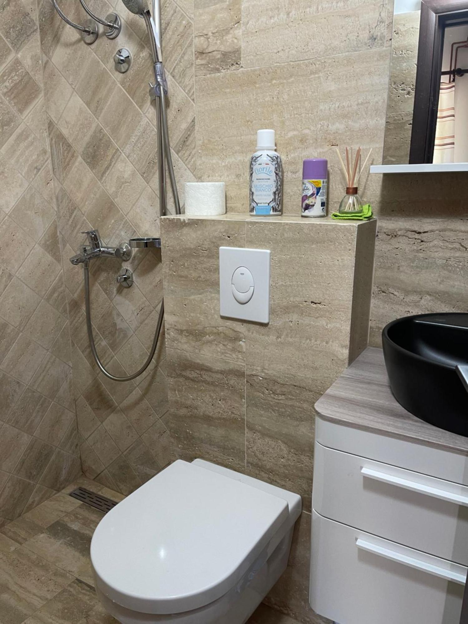 סטינג'ה Lovcen Holiday Home מראה חיצוני תמונה