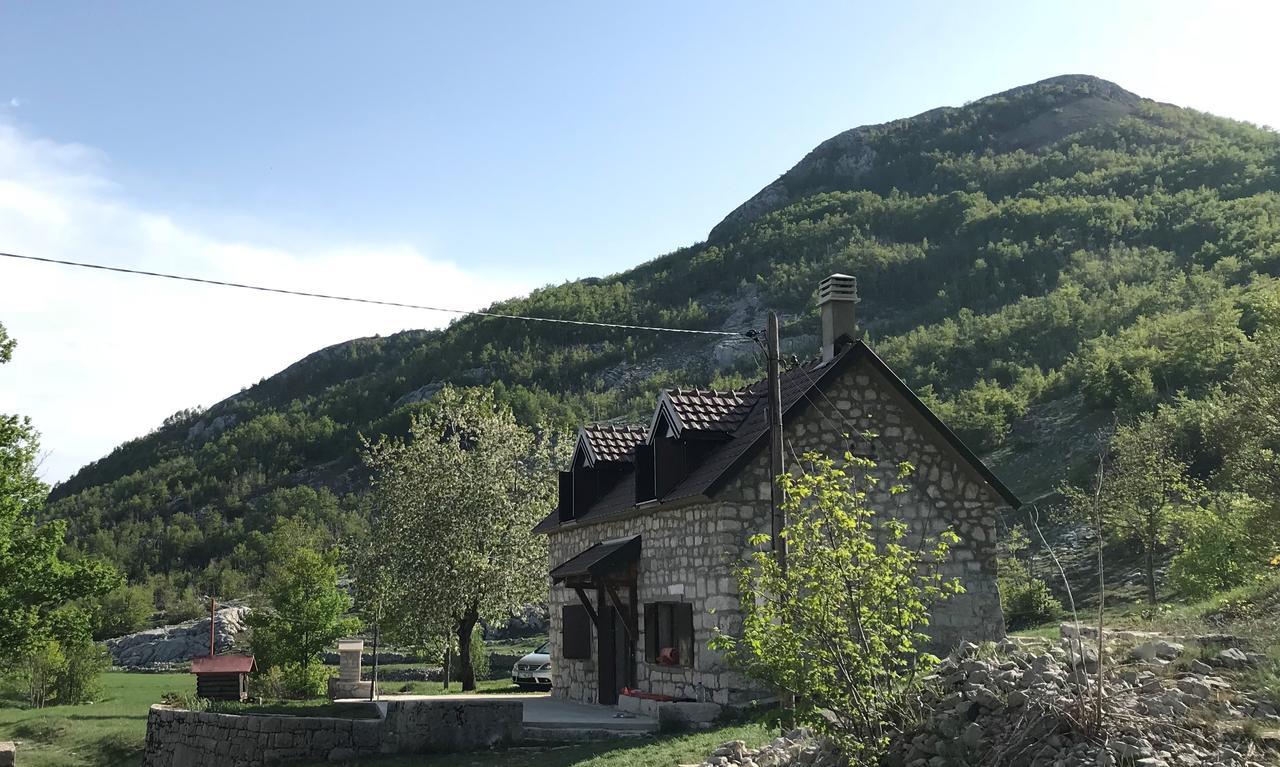 סטינג'ה Lovcen Holiday Home מראה חיצוני תמונה