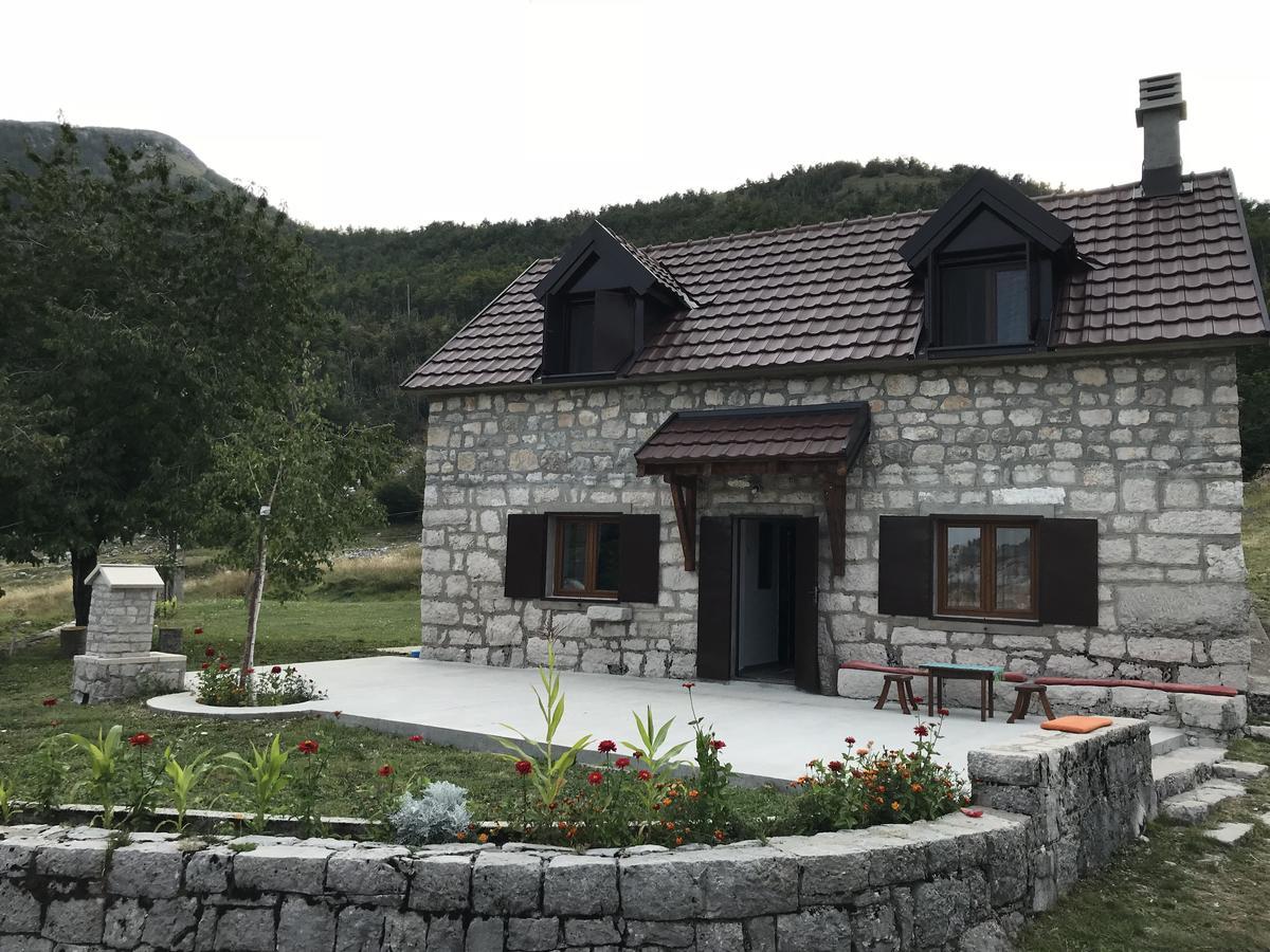 סטינג'ה Lovcen Holiday Home מראה חיצוני תמונה